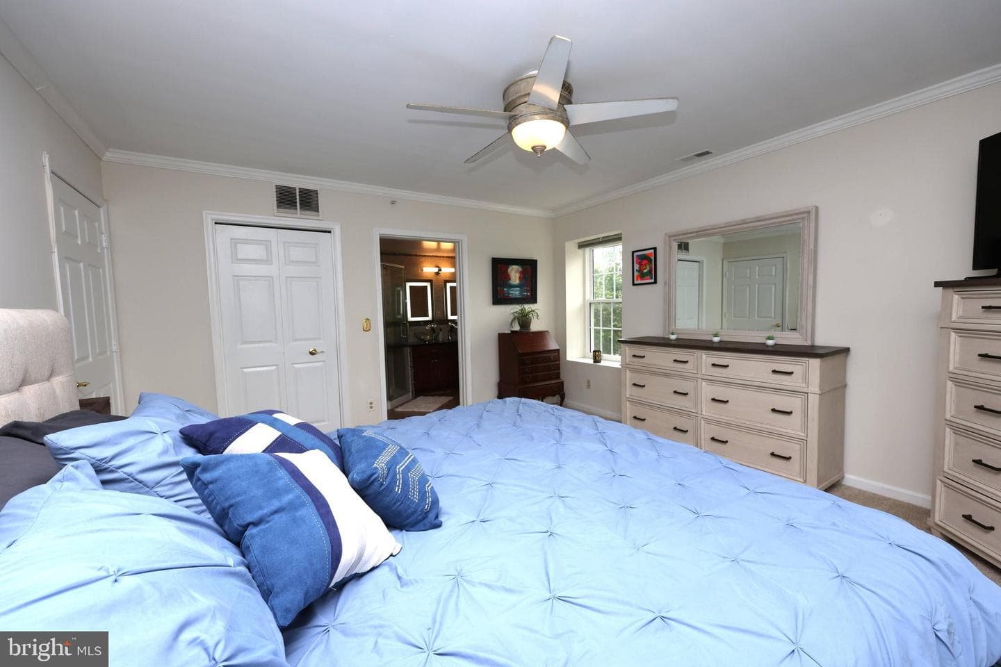 508 Limerick Circle #402 photo 3