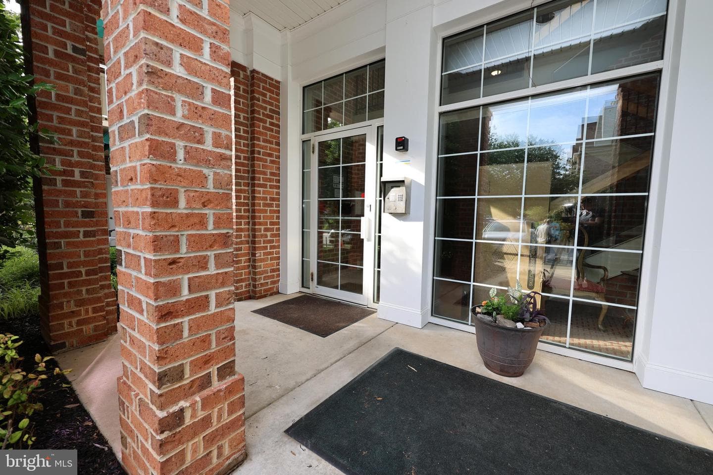 508 Limerick Circle #402 photo 57