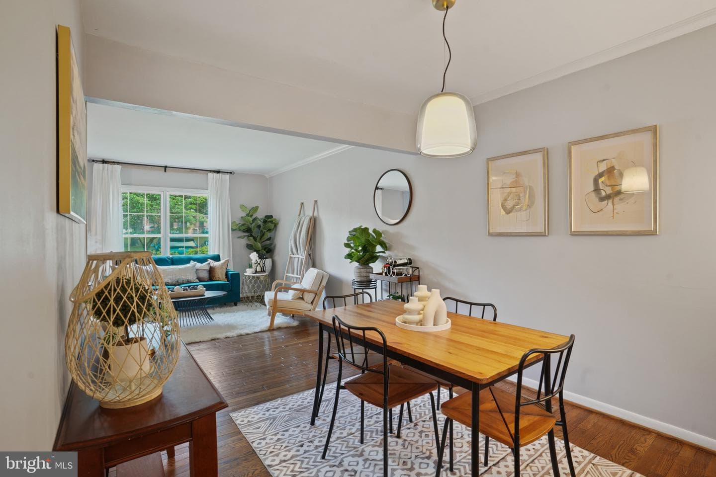 15 Dickens Sq photo 6
