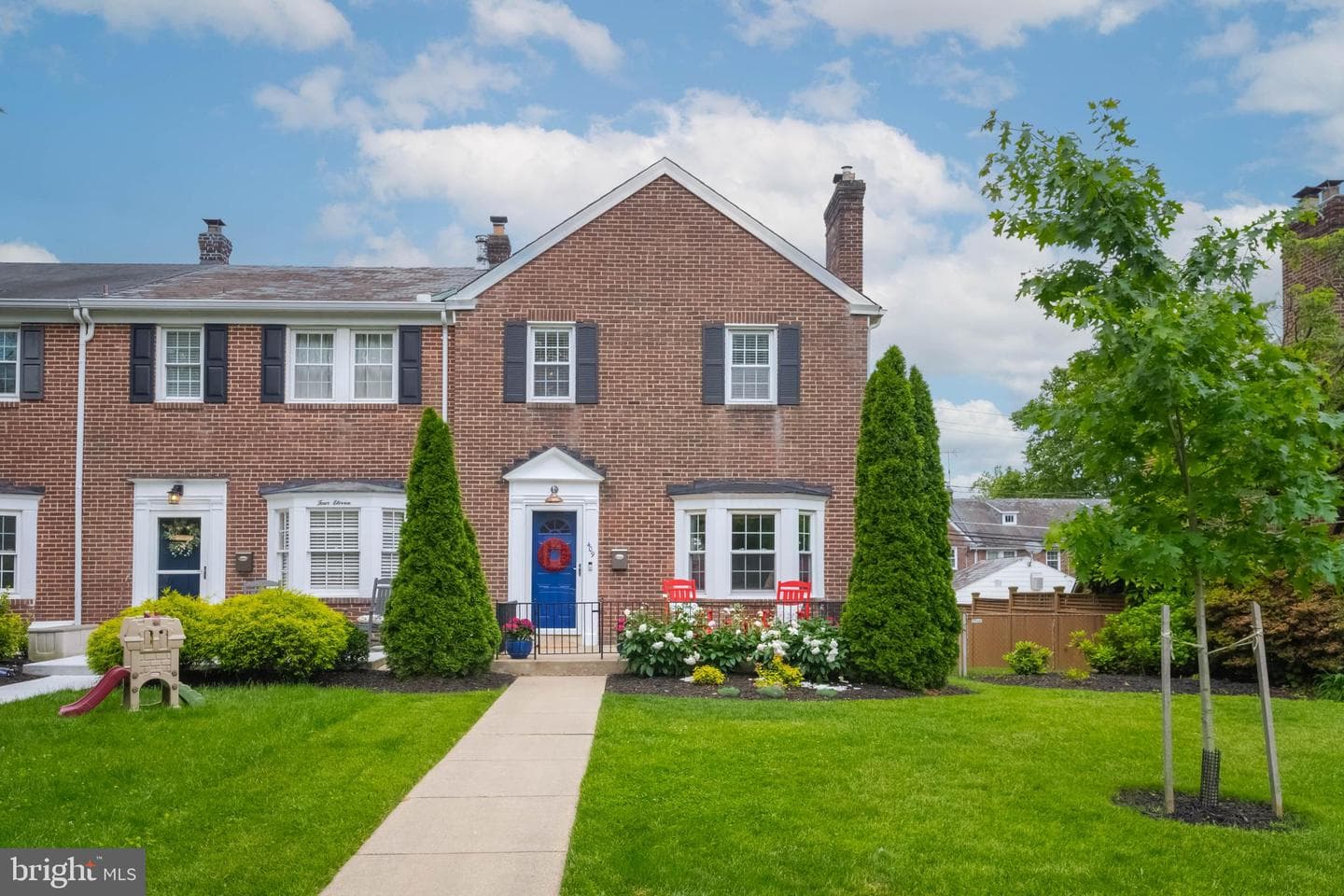 409 Regester Avenue photo 4