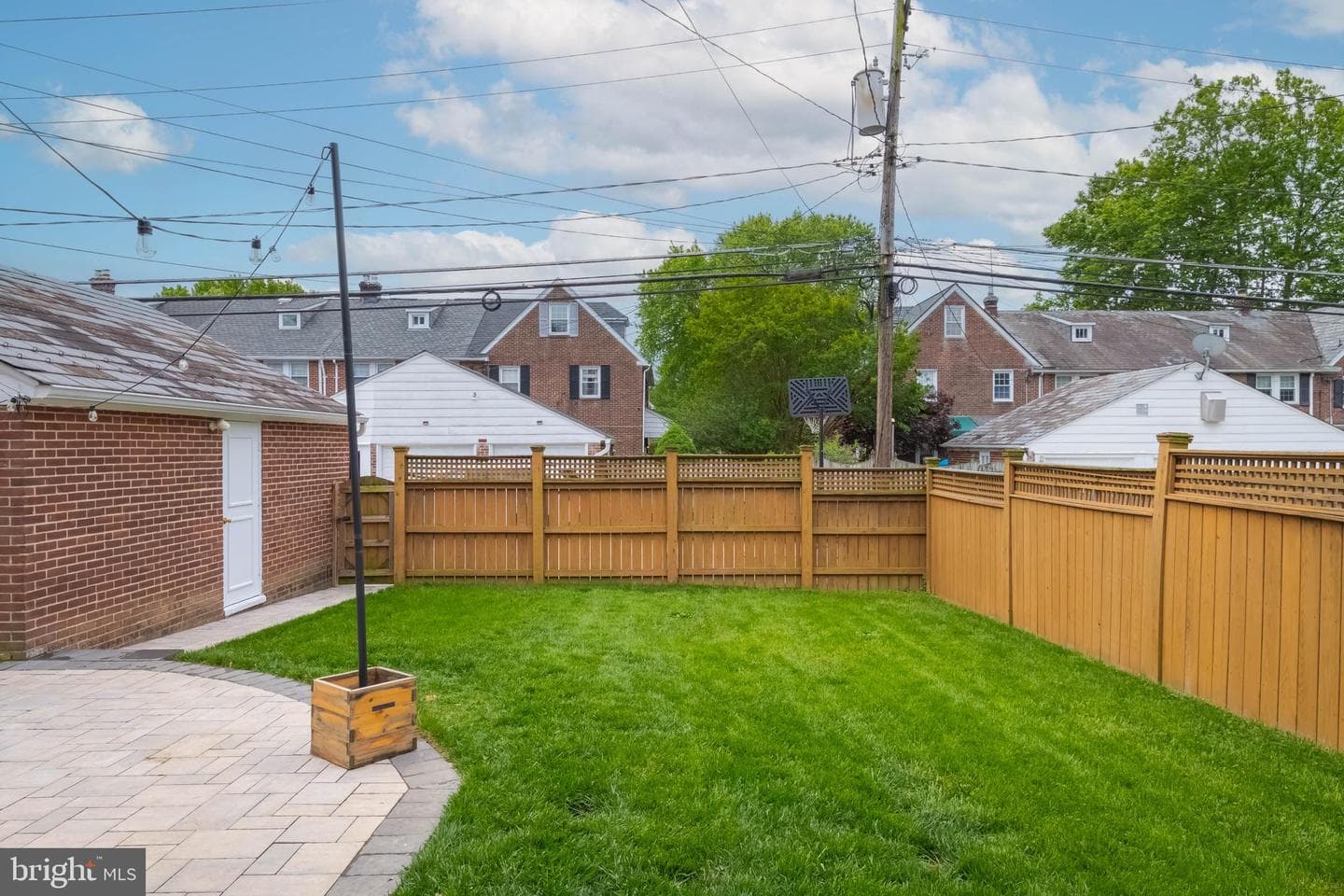 409 Regester Avenue photo 44