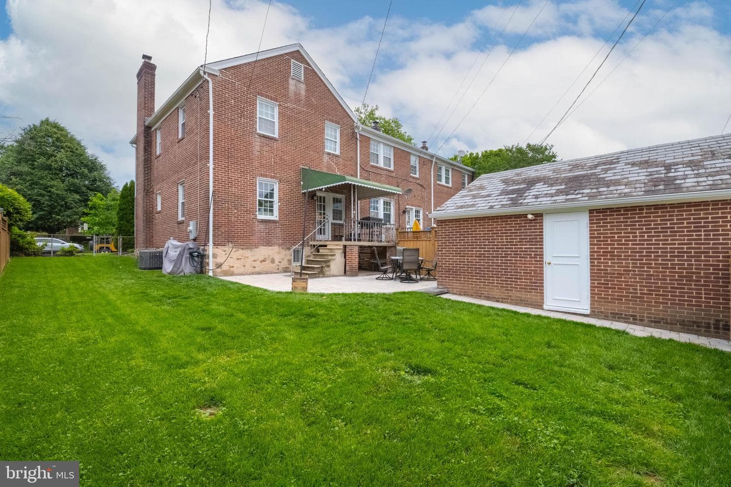 409 Regester Avenue photo 6