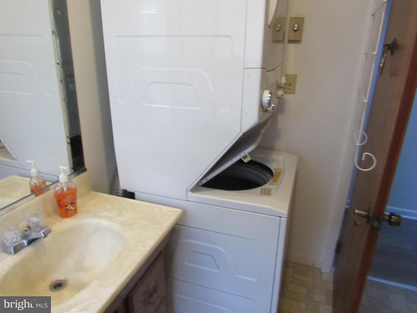 1015 Cold Spring Road photo 15