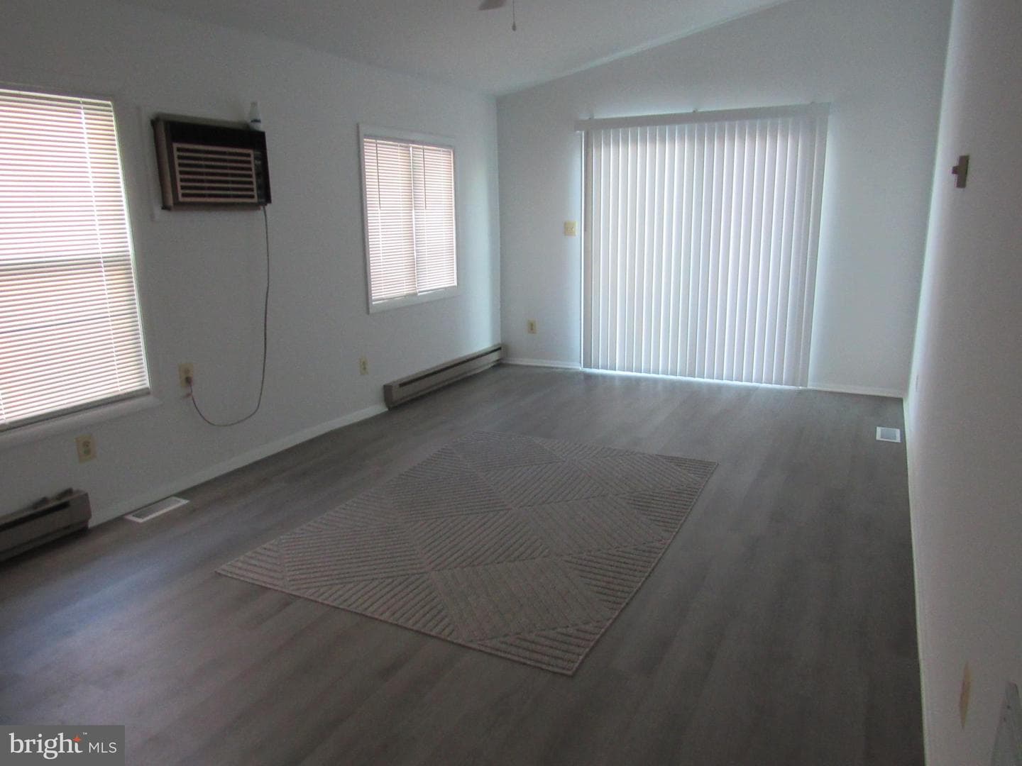 1015 Cold Spring Road photo 8