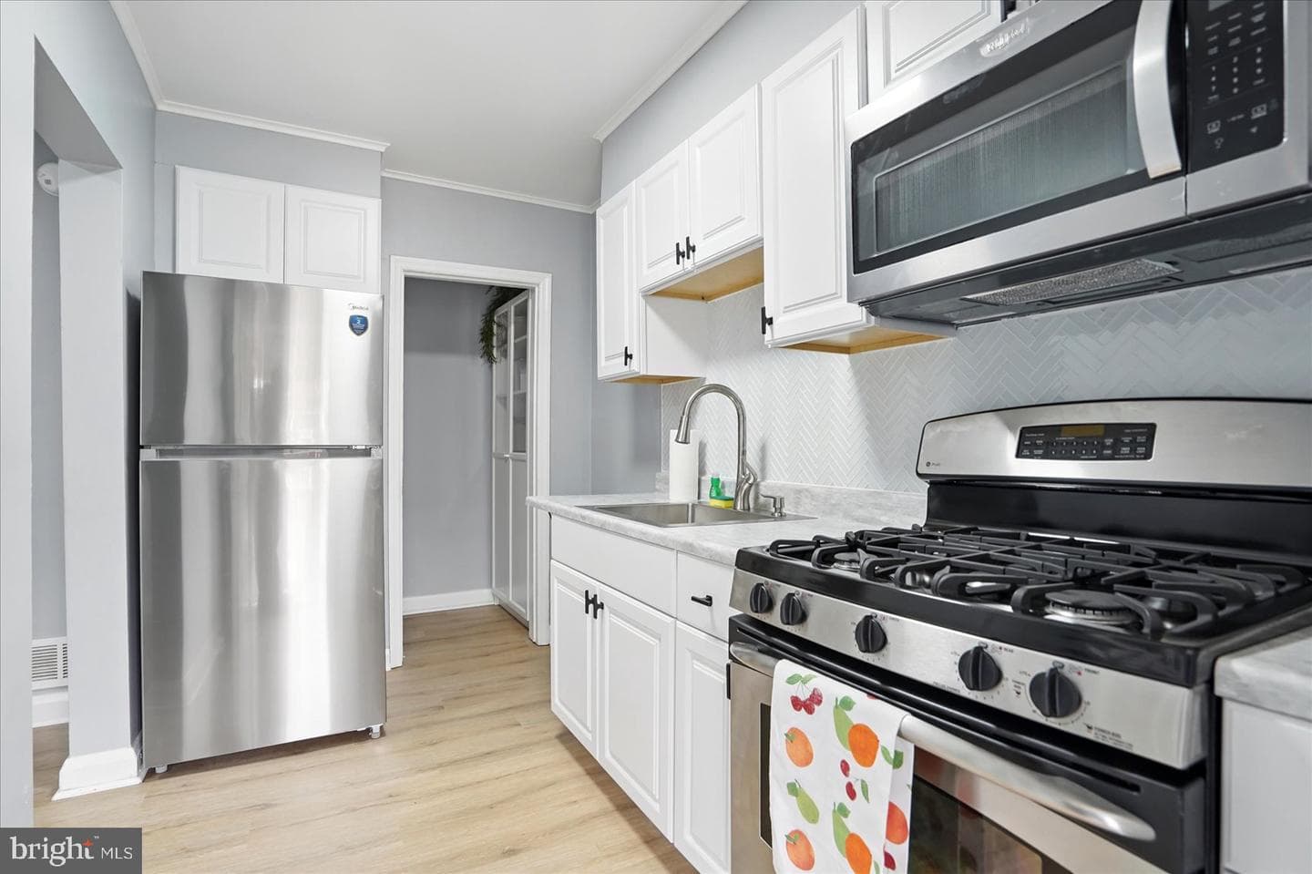 174 Orville Road photo 2