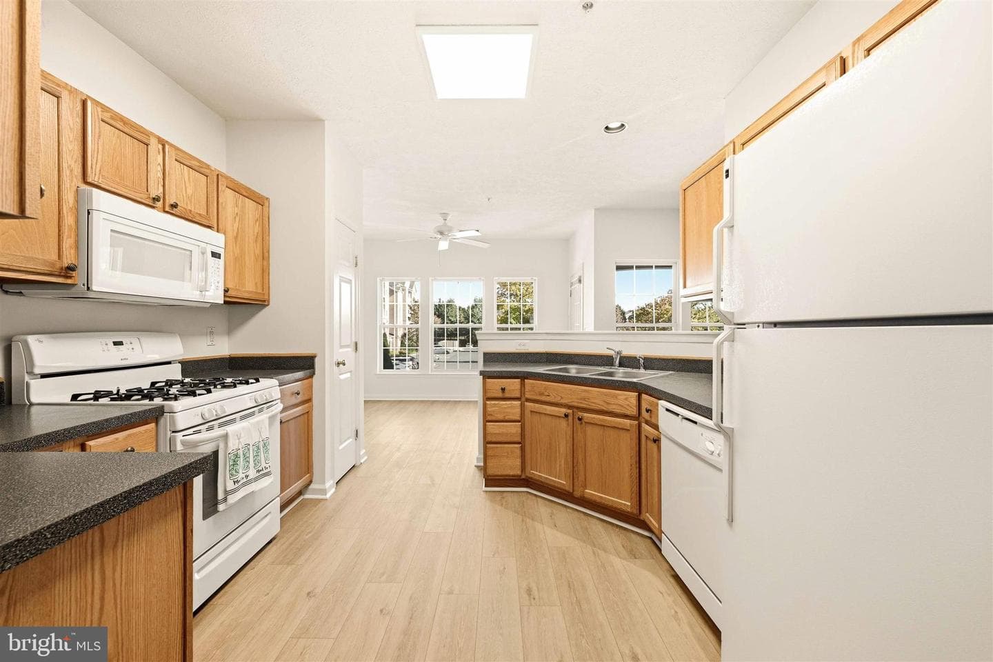 9603 Amberleigh Lane photo 21