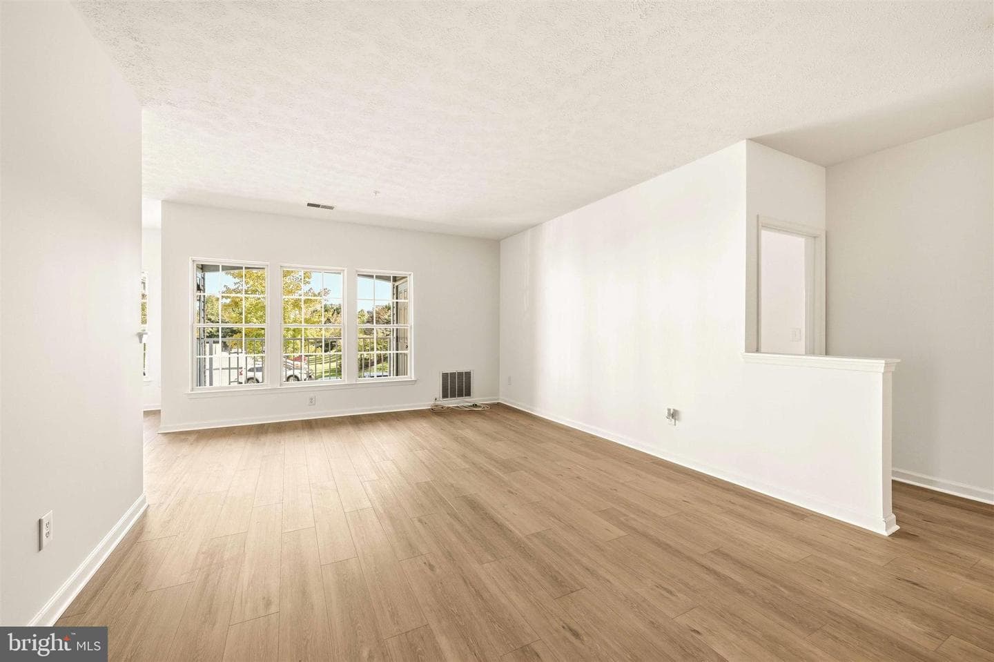 9603 Amberleigh Lane photo 6