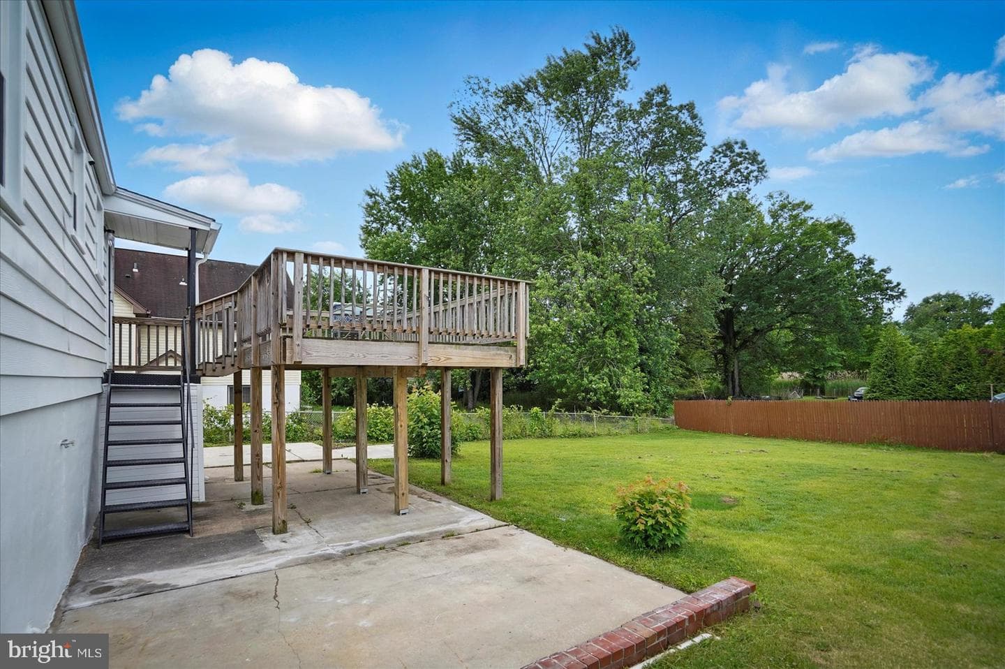 12 N Hawthorne Road N photo 38