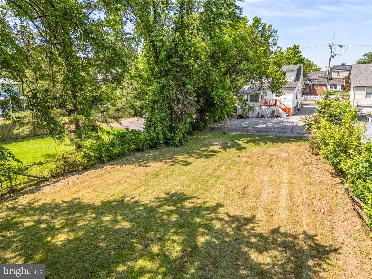 4903 Kenwood Avenue photo 57