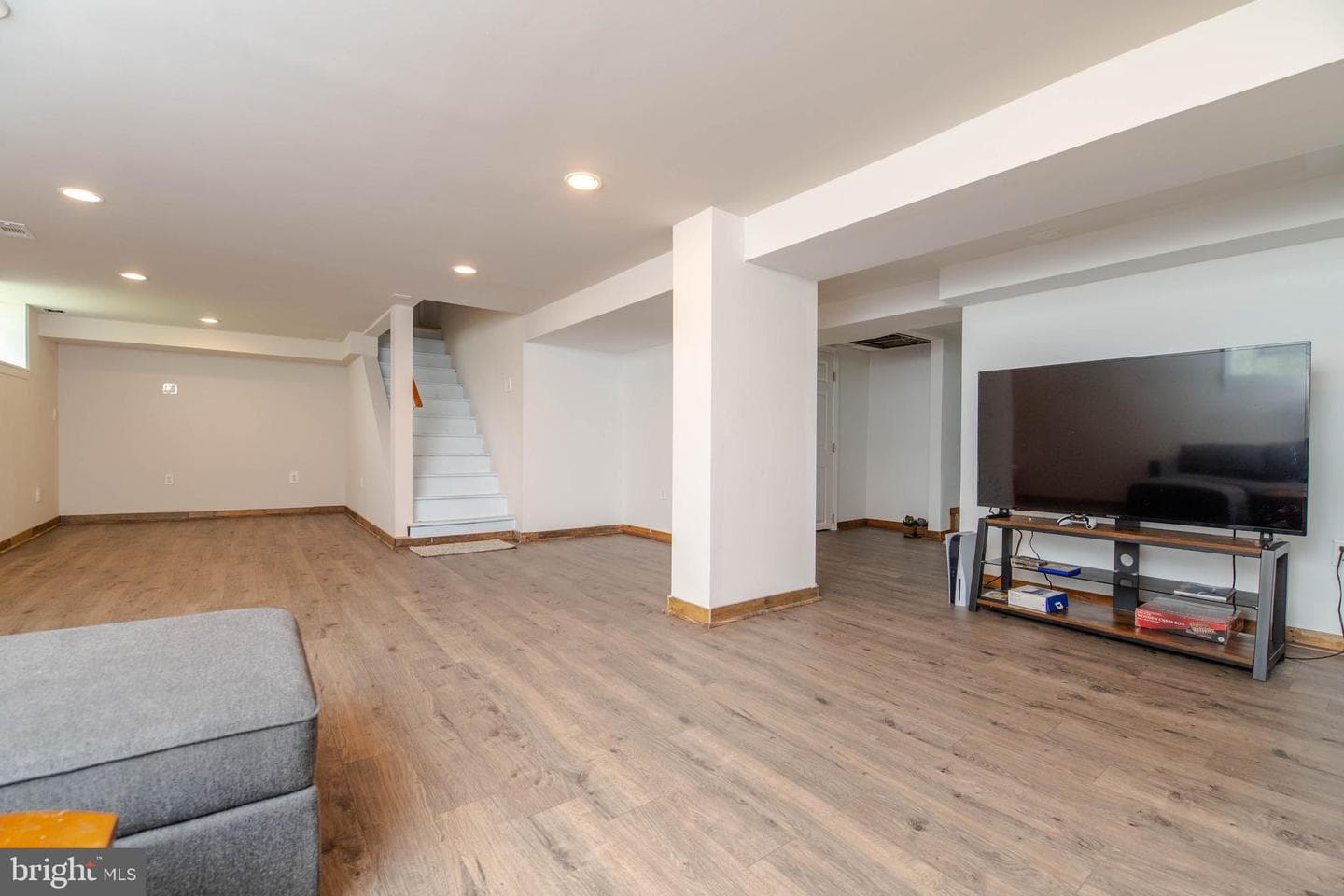 4208 Thorncliff Road photo 25