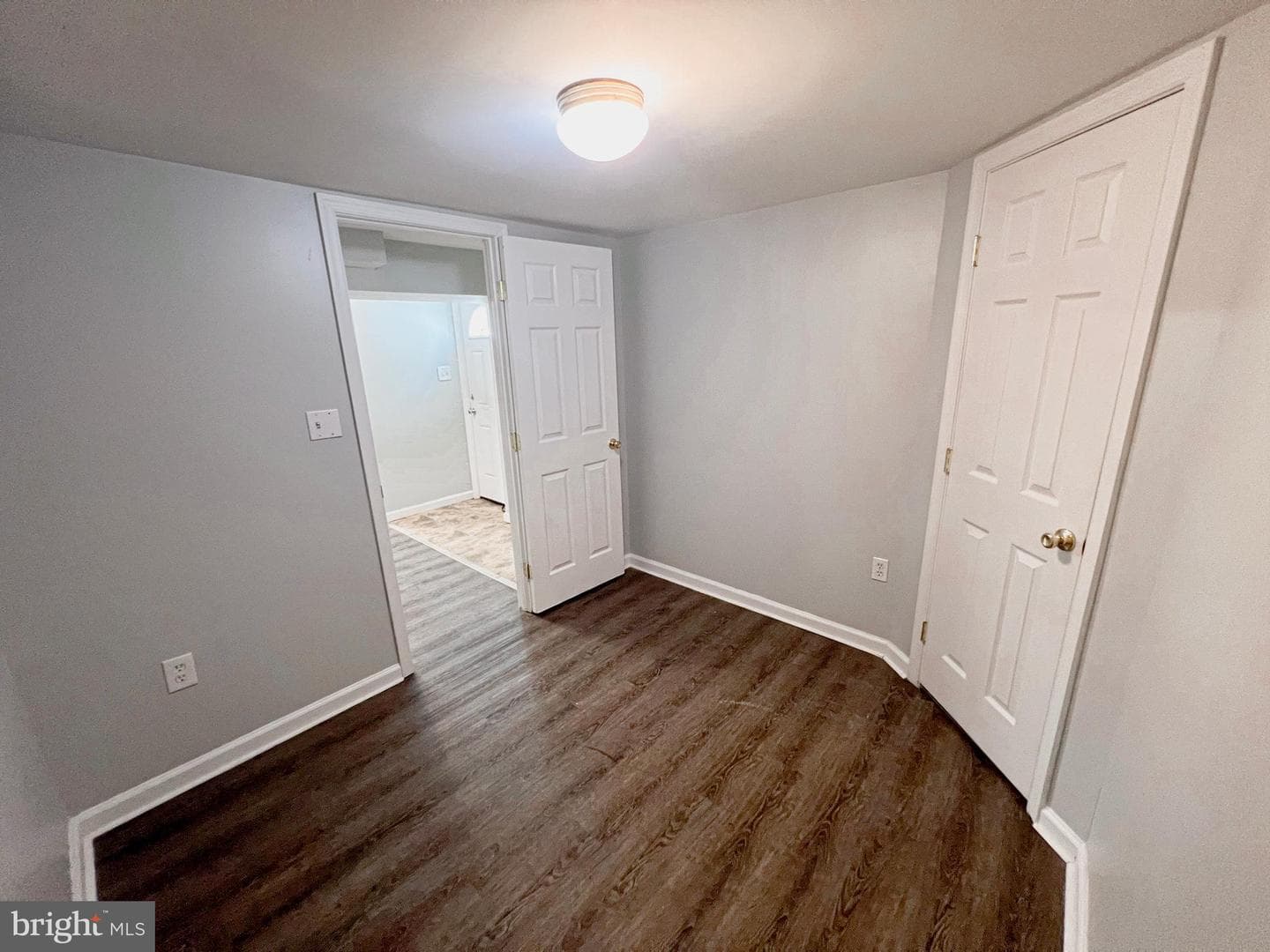 930 Chesaco Avenue photo 36