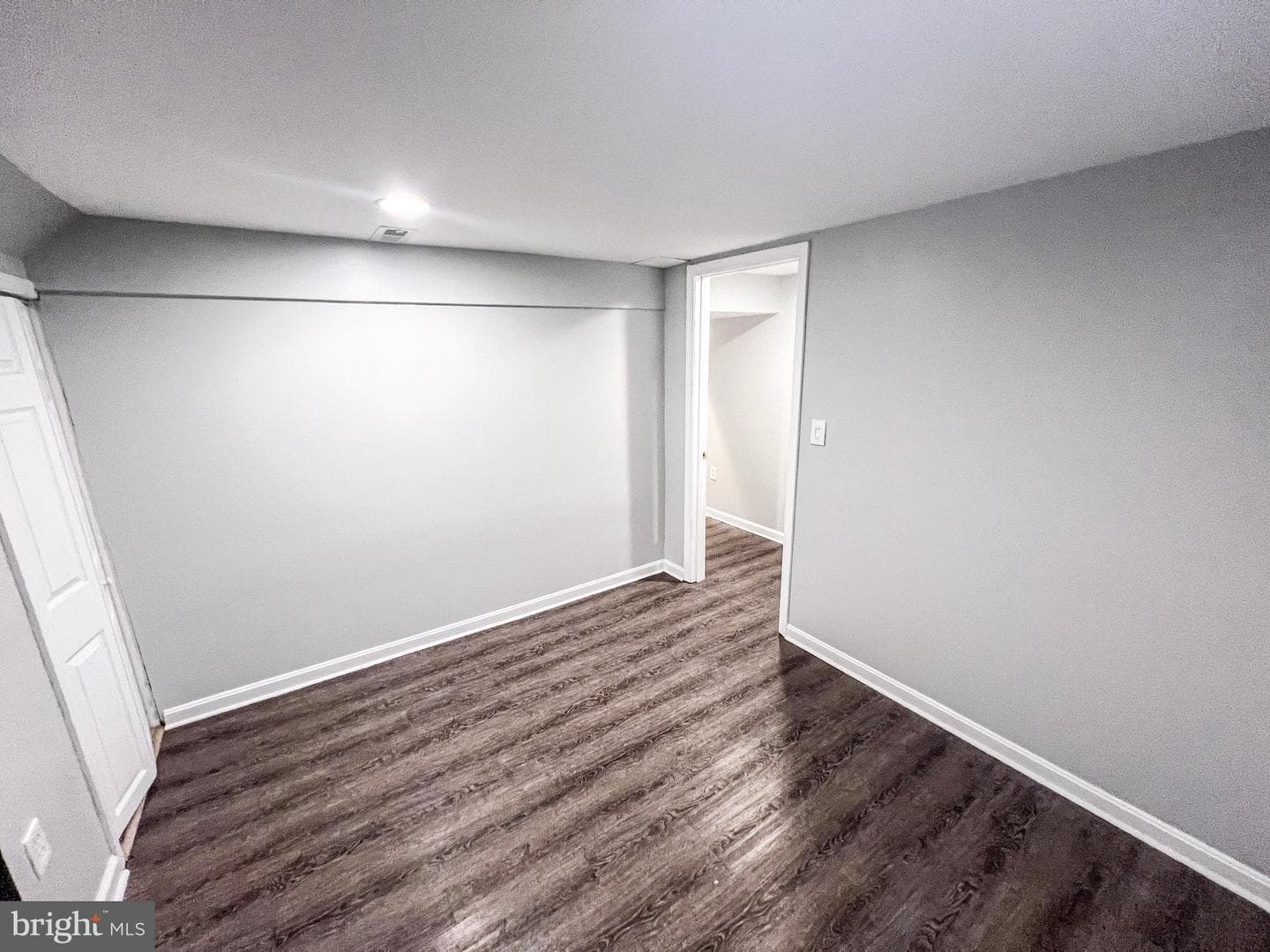 930 Chesaco Avenue photo 43