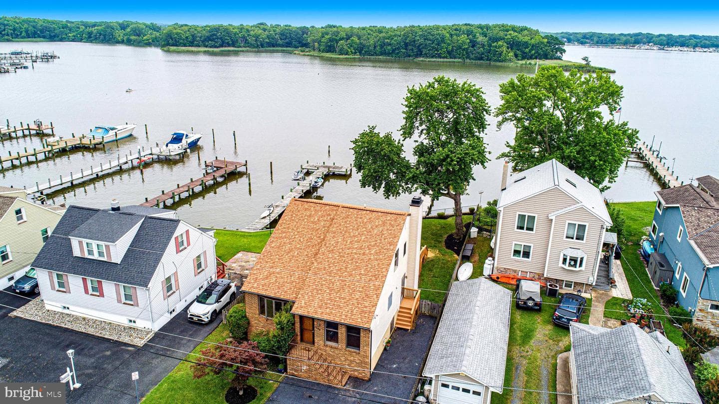 1825 Wilson Point photo 4