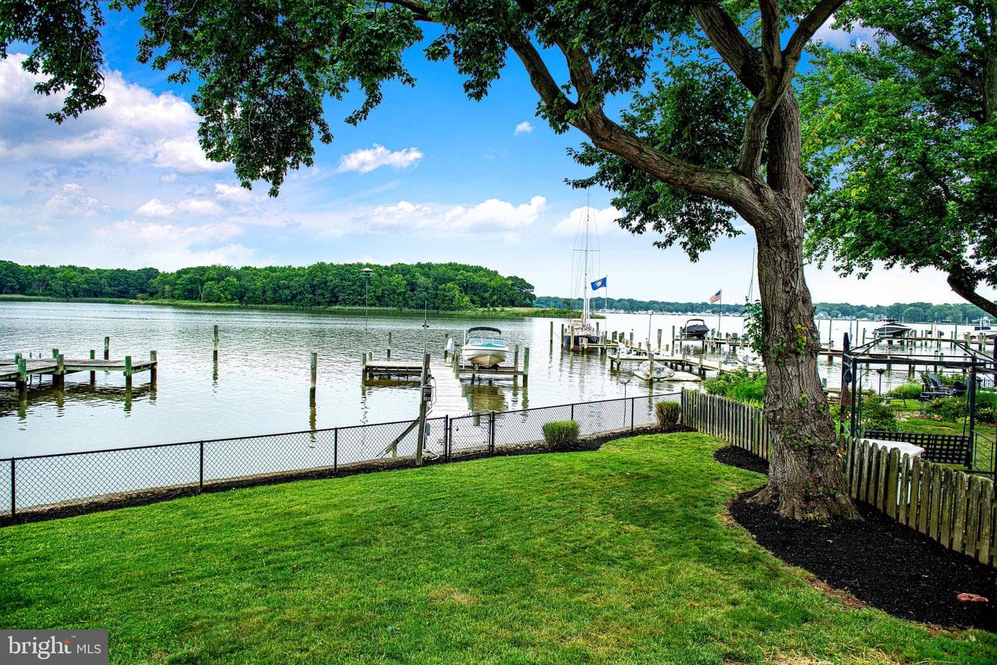 1825 Wilson Point photo 54