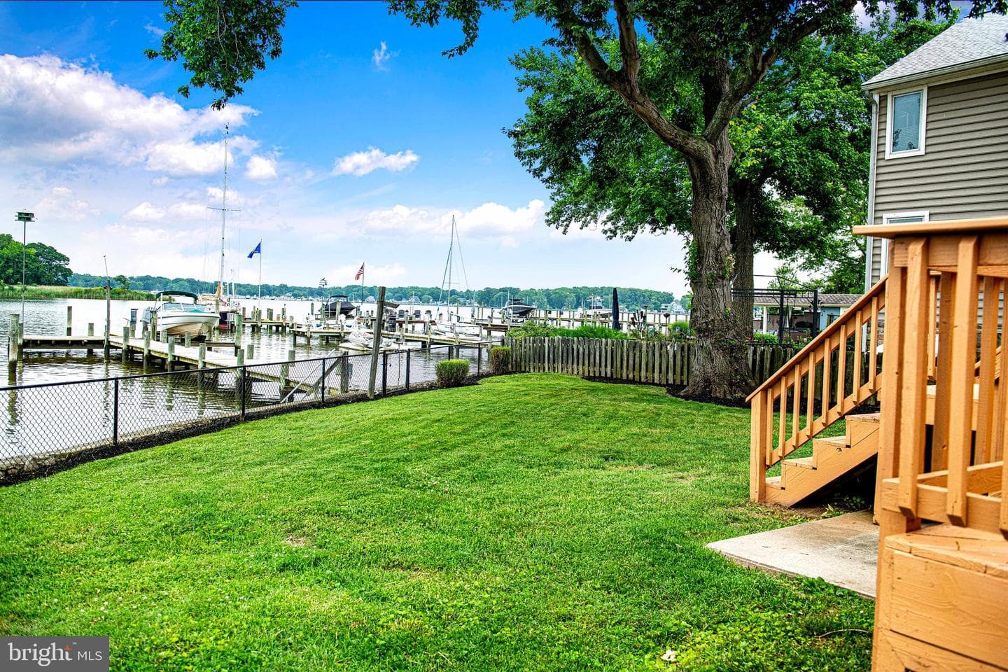1825 Wilson Point photo 55