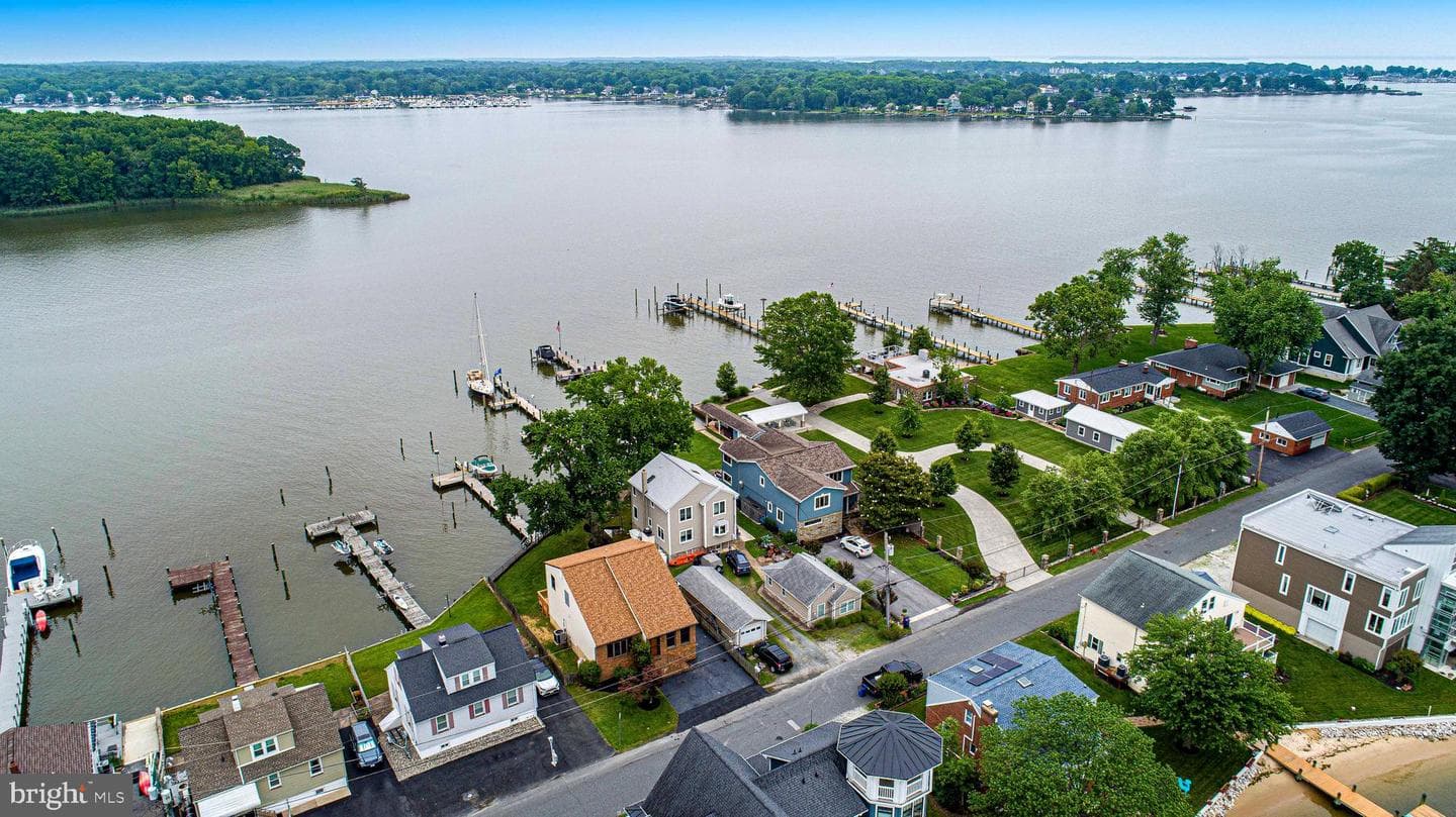 1825 Wilson Point photo 56