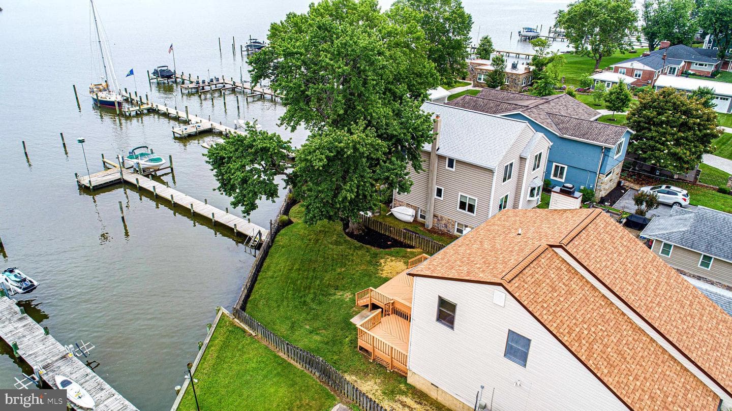 1825 Wilson Point photo 63