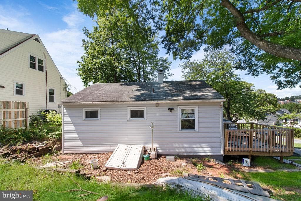 1326 Pine Grove Avenue photo 24