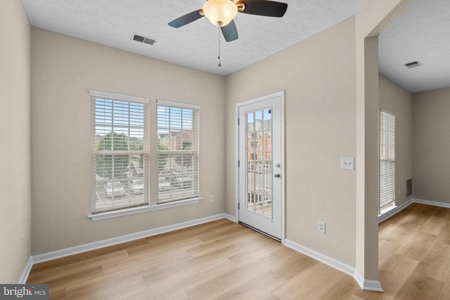 5458 Glenthorne Court #5458 photo 16