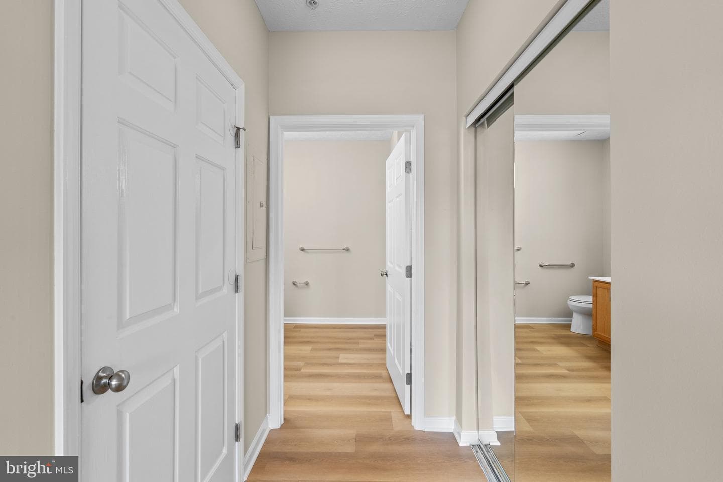 5458 Glenthorne Court #5458 photo 28