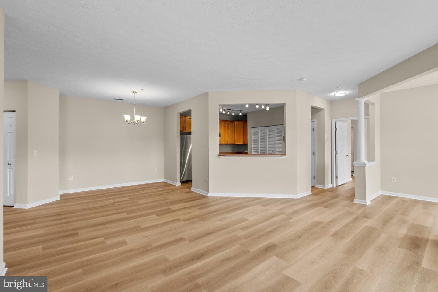 5458 Glenthorne Court #5458 photo 3