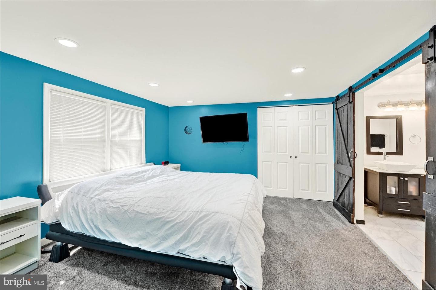 15 Homberg Avenue photo 18