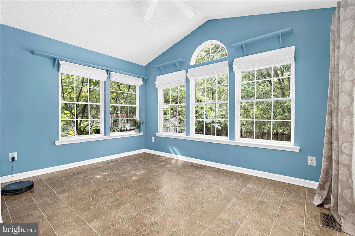 1317 Nautical Circle photo 14