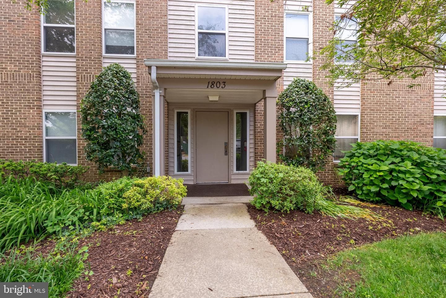 1803 Snow Meadow Lane #301