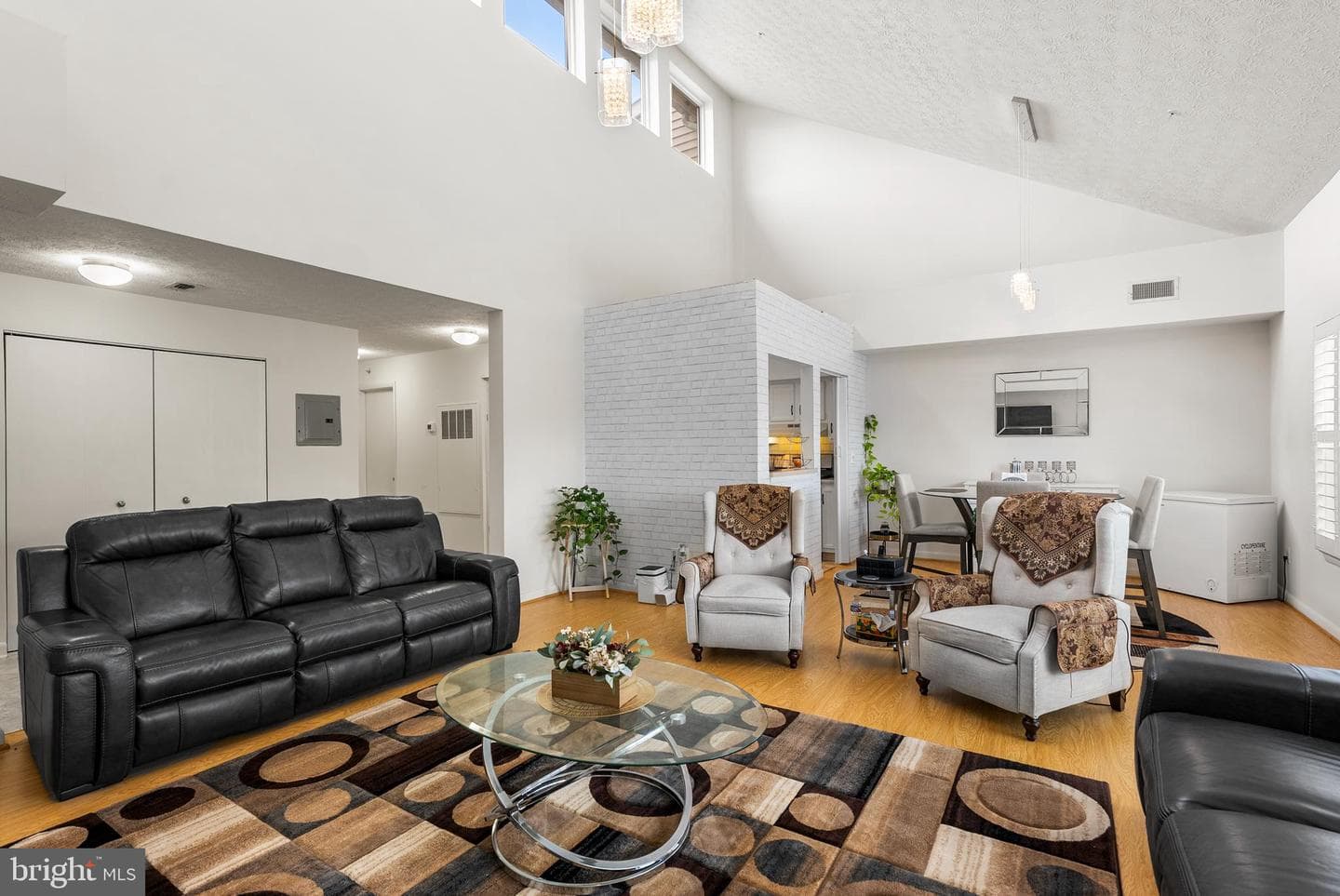1803 Snow Meadow Lane #301 photo 6