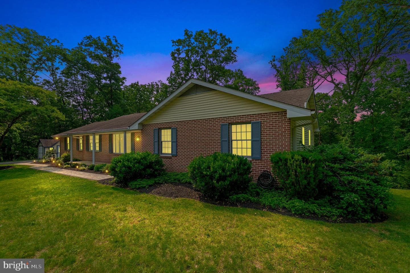 5 Lauriann Court photo 39