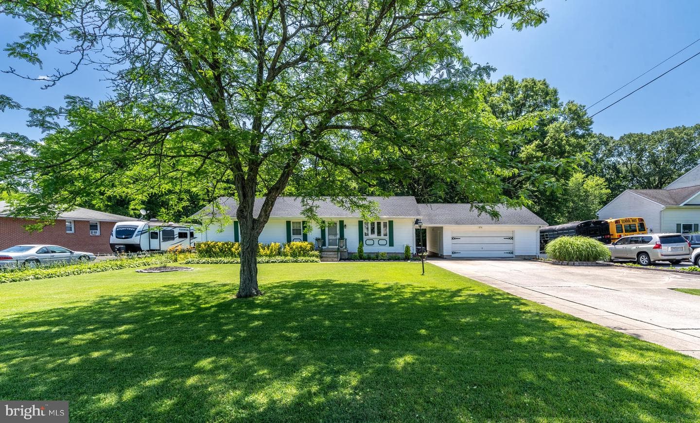 1733 Hilltop Avenue photo 32