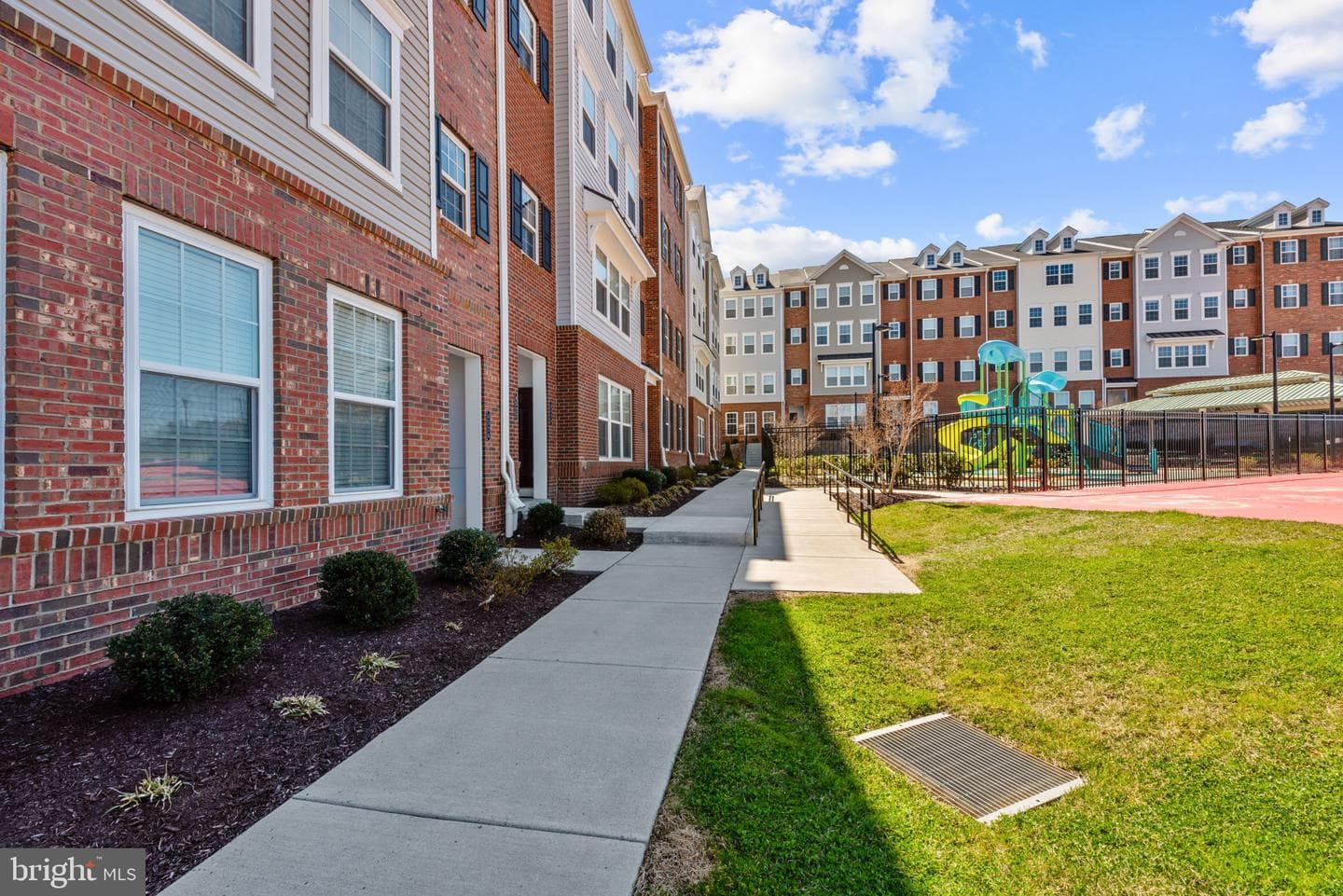 4524 Reaney Ln #485 photo 2