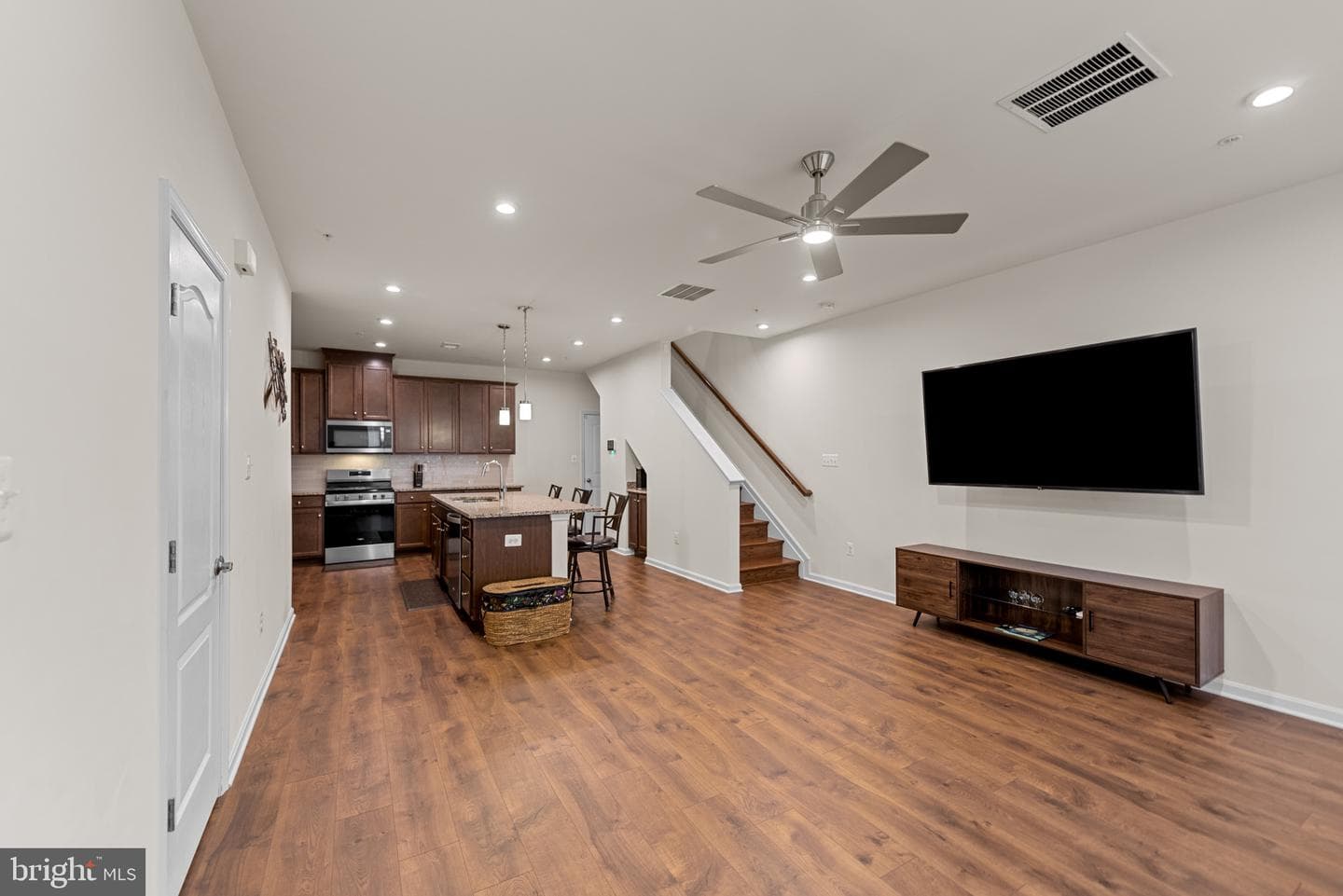 4524 Reaney Ln #485 photo 5