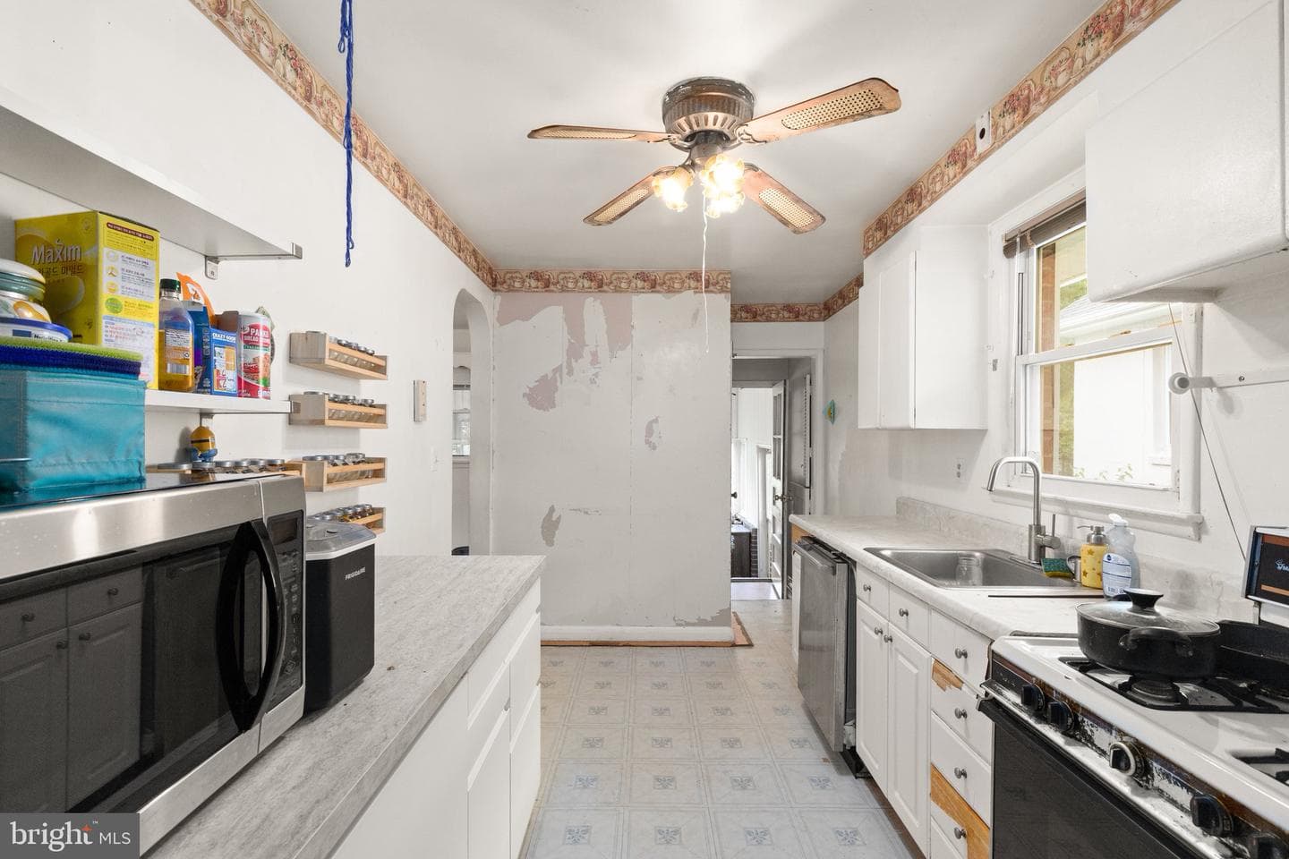 8122 Ridgely Oak Road photo 13