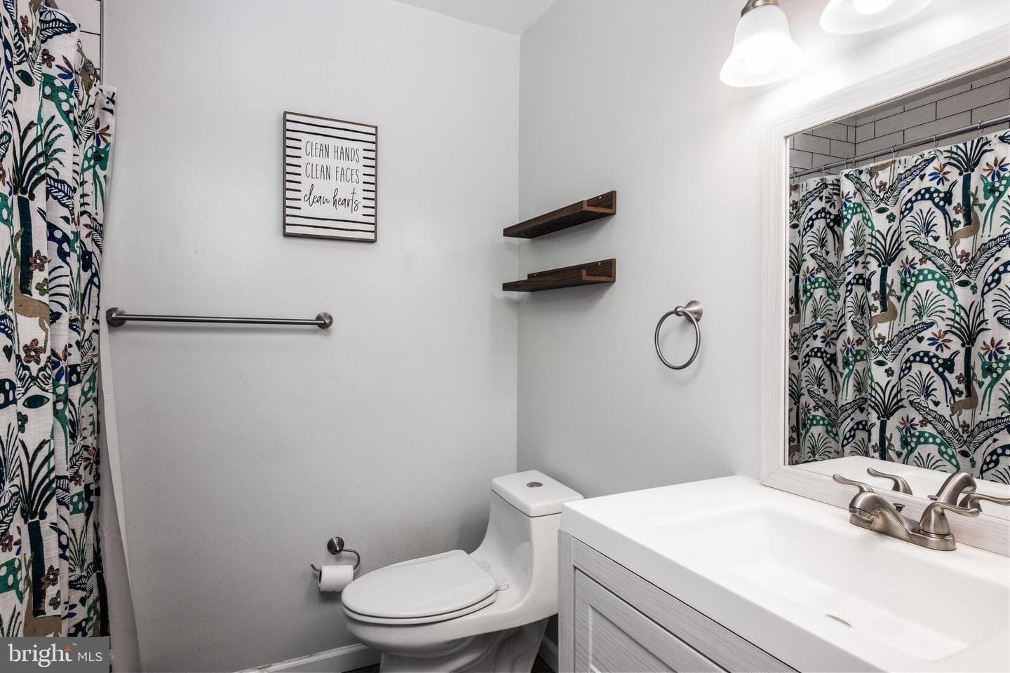 4106 Century Towne Road photo 9