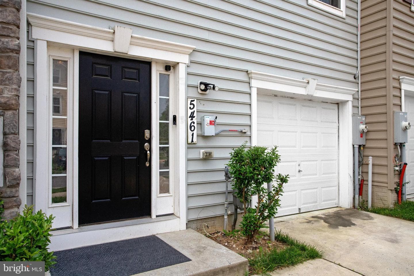 5461 Bristol Green Way