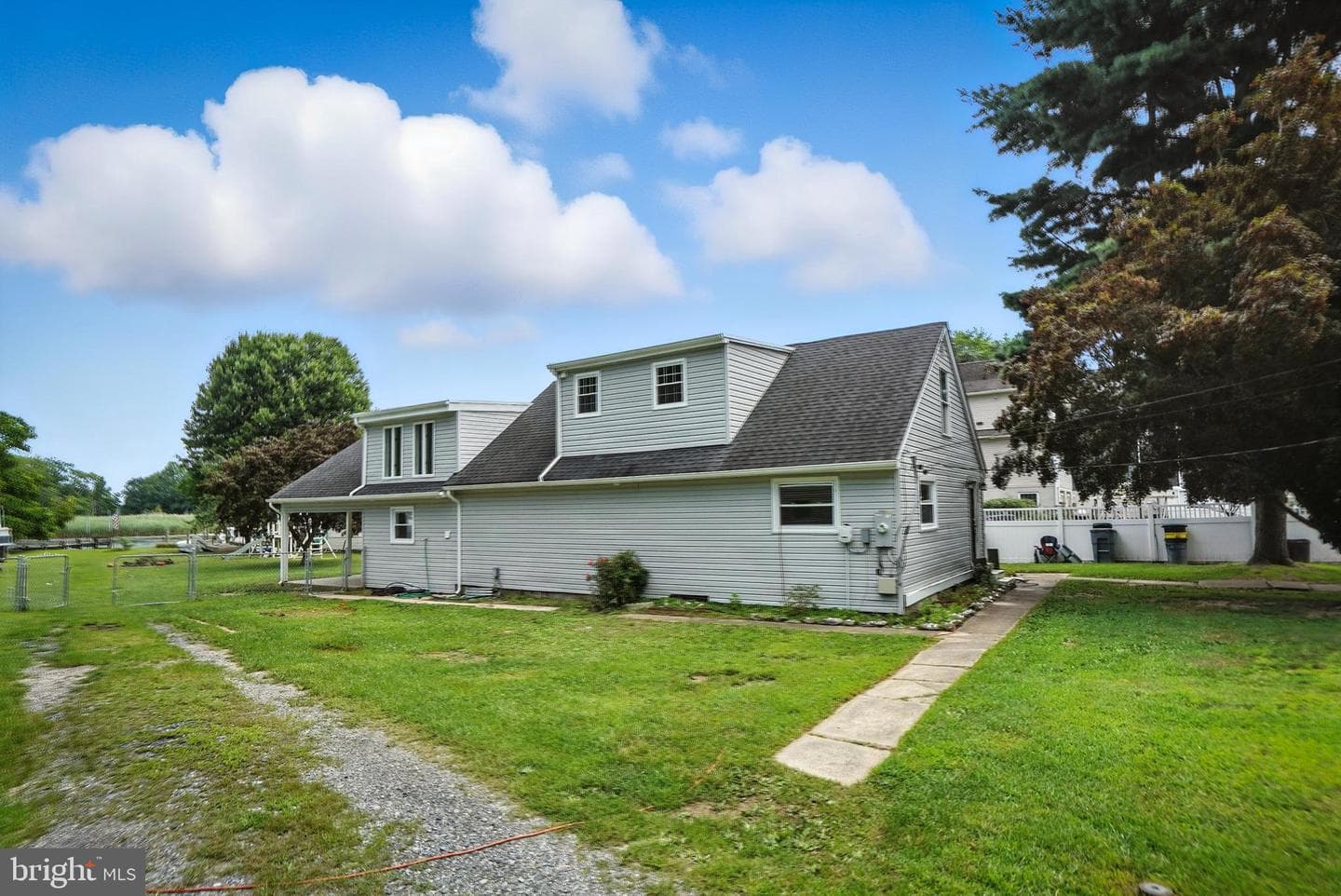 984 Seneca Park Road photo 2