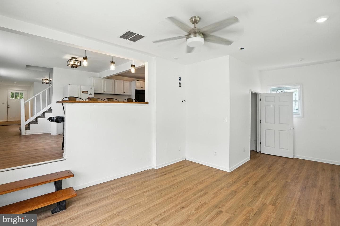 984 Seneca Park Road photo 29