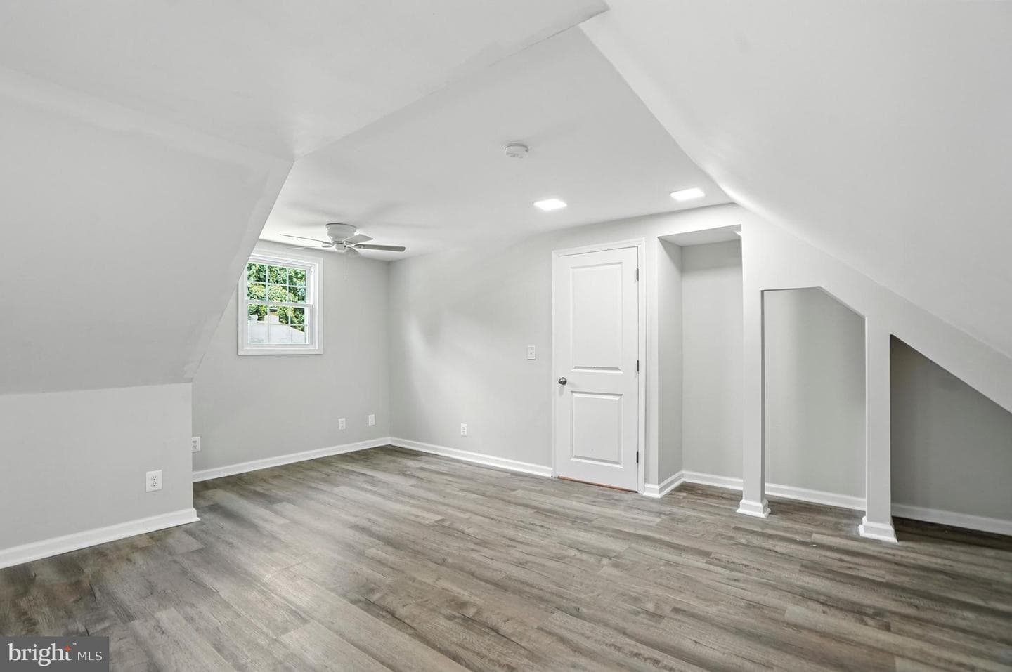 984 Seneca Park Road photo 34