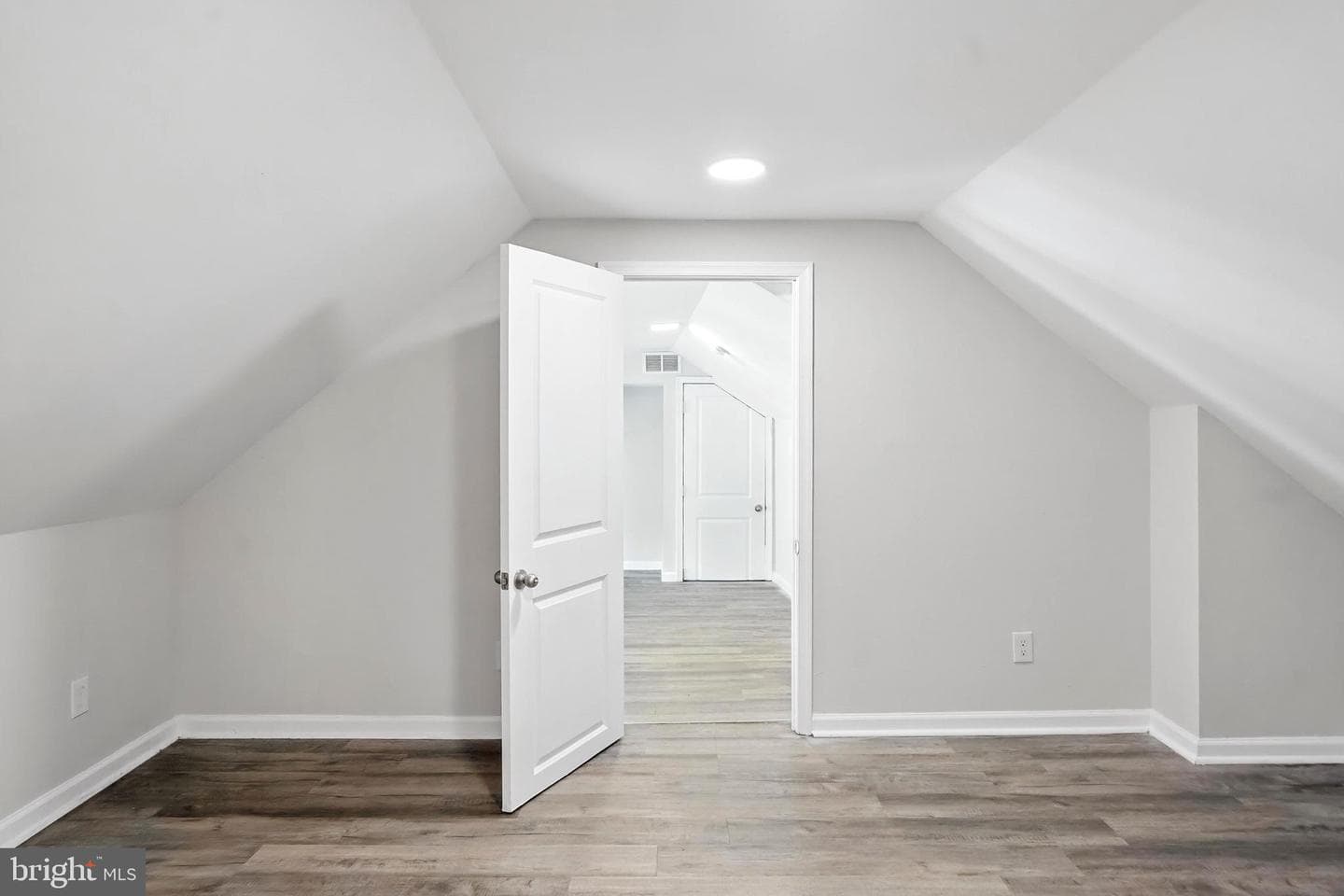 984 Seneca Park Road photo 38