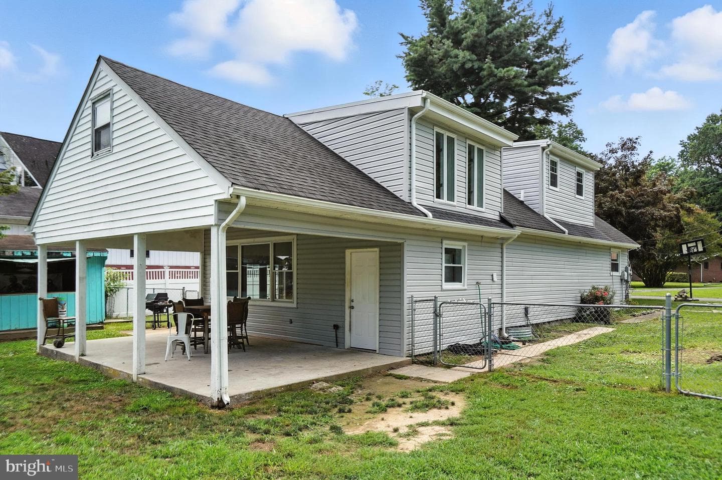 984 Seneca Park Road photo 4