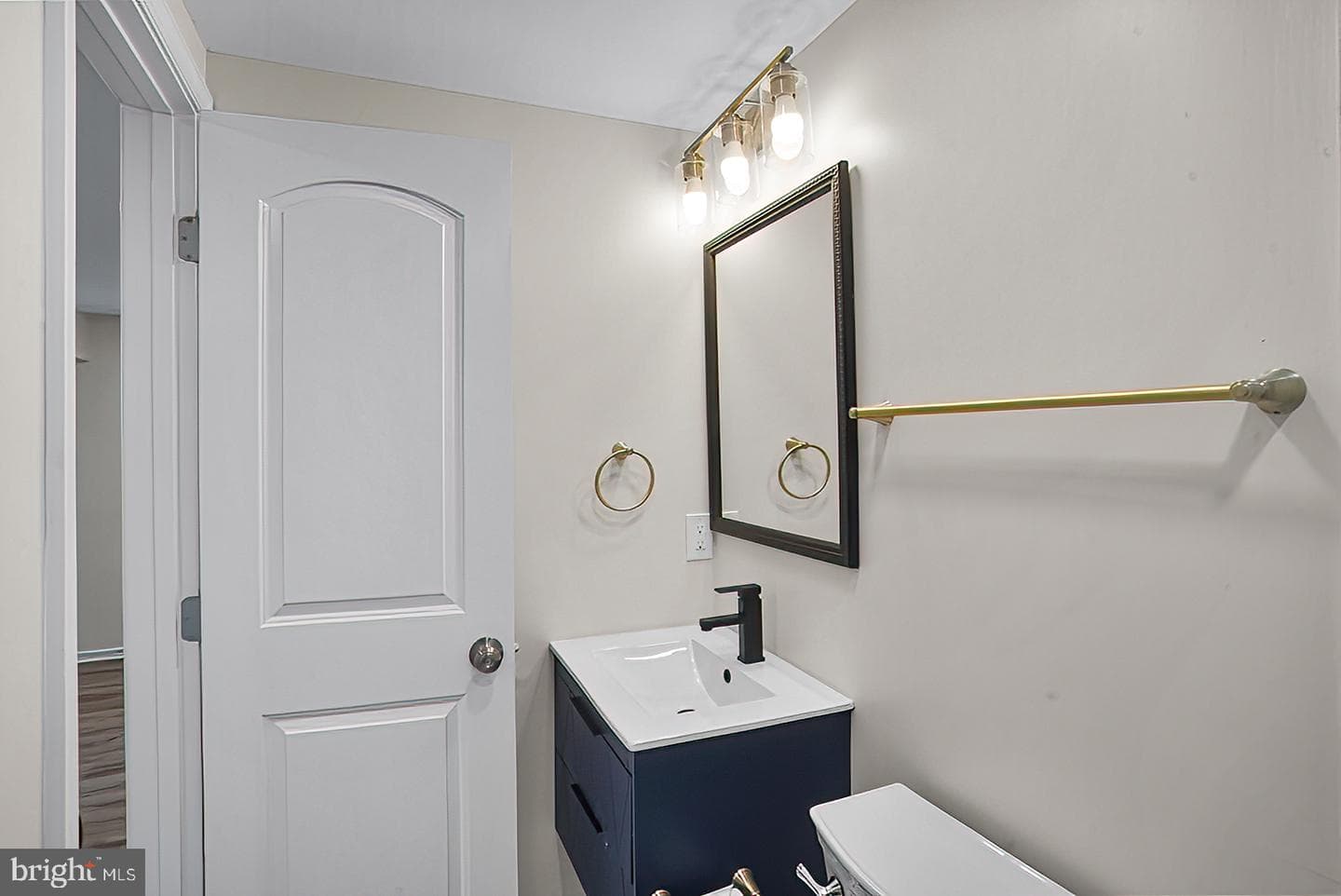 3316 Fairview Road photo 10