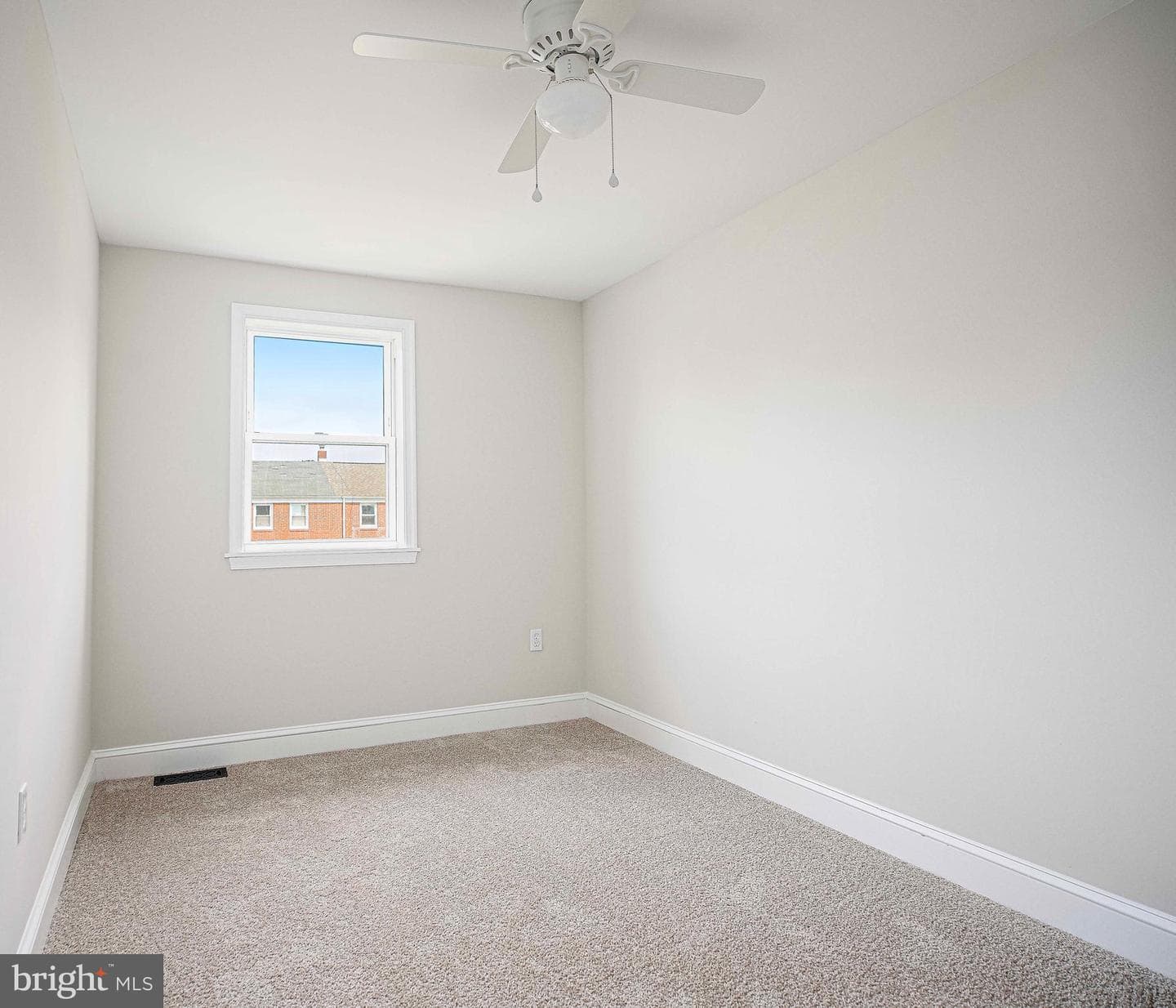 2228 Firethorn Road photo 14