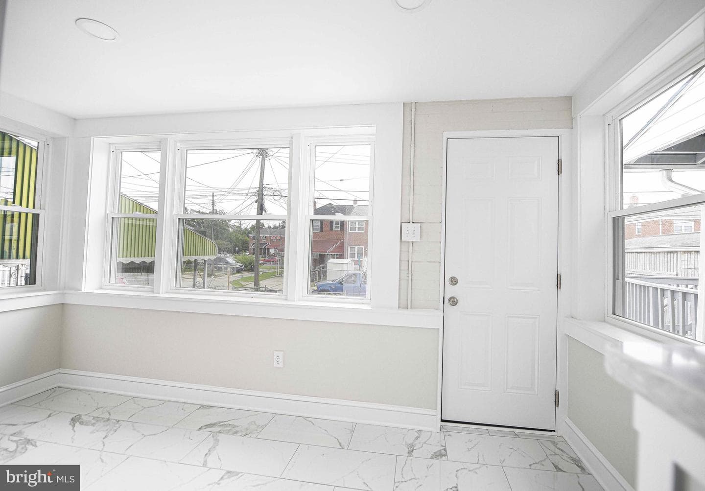 2228 Firethorn Road photo 8