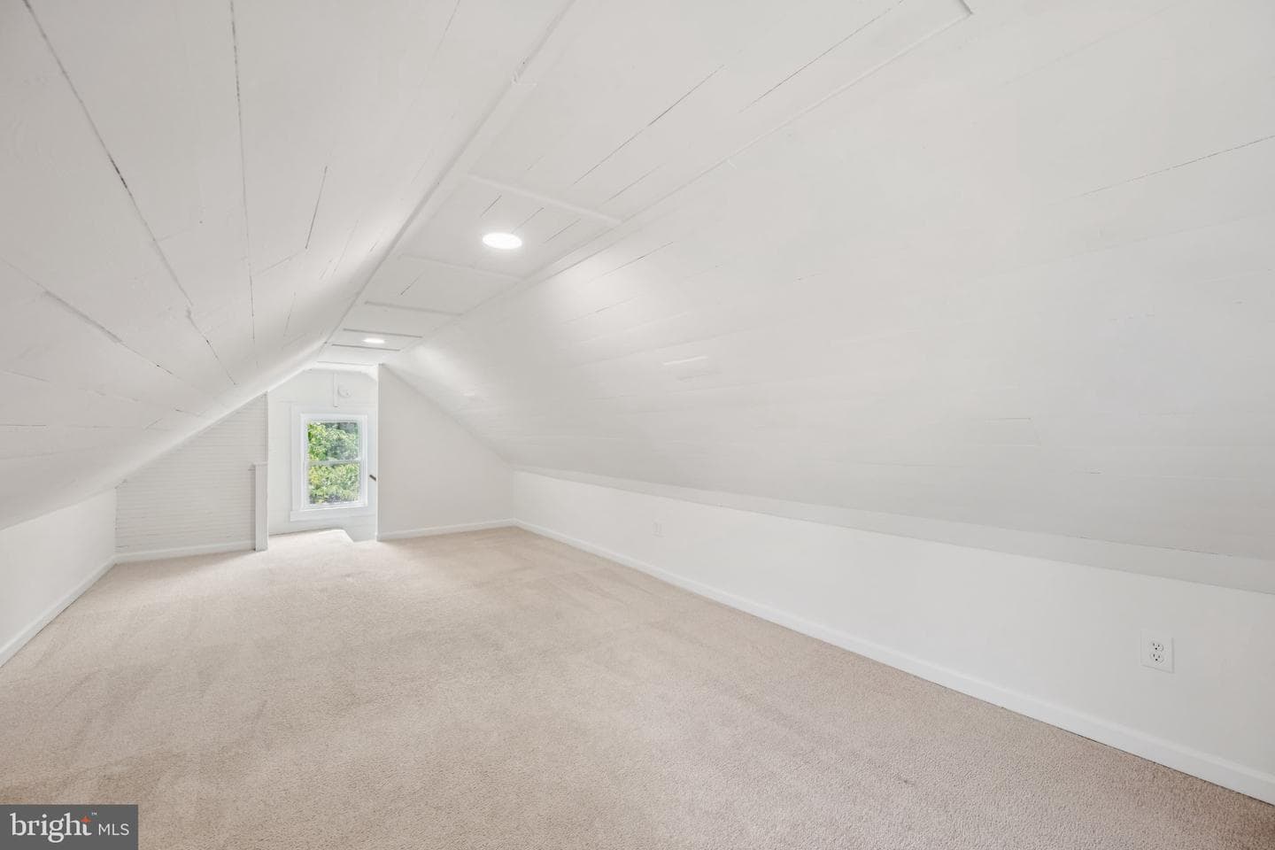 7821 Wendover Avenue photo 27