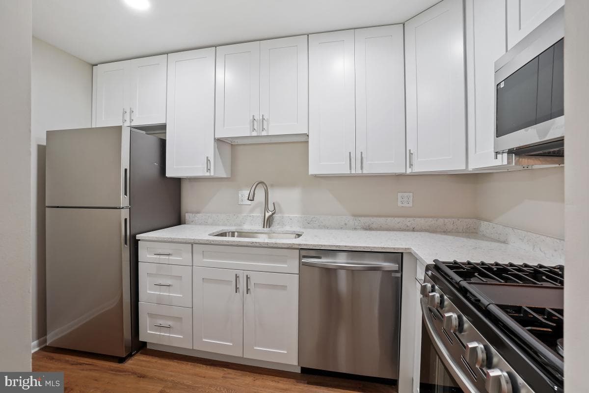 203 Cork Lane #103 photo 10