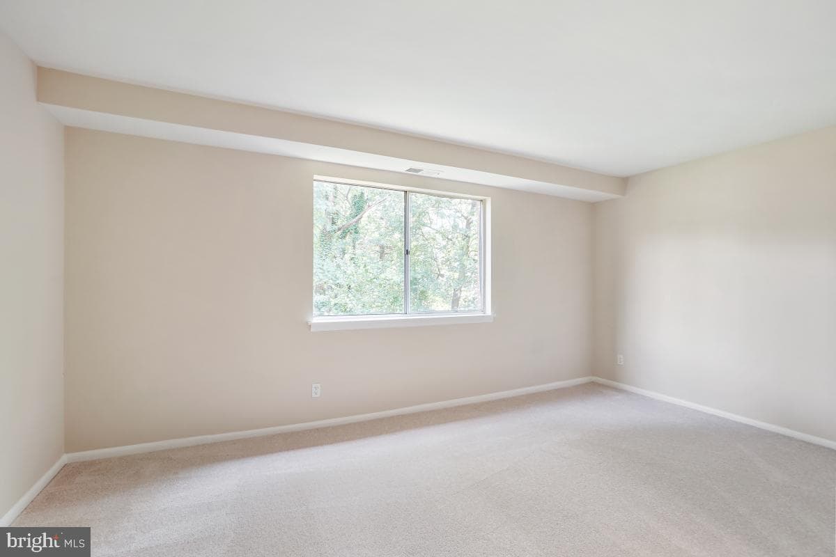 203 Cork Lane #103 photo 23