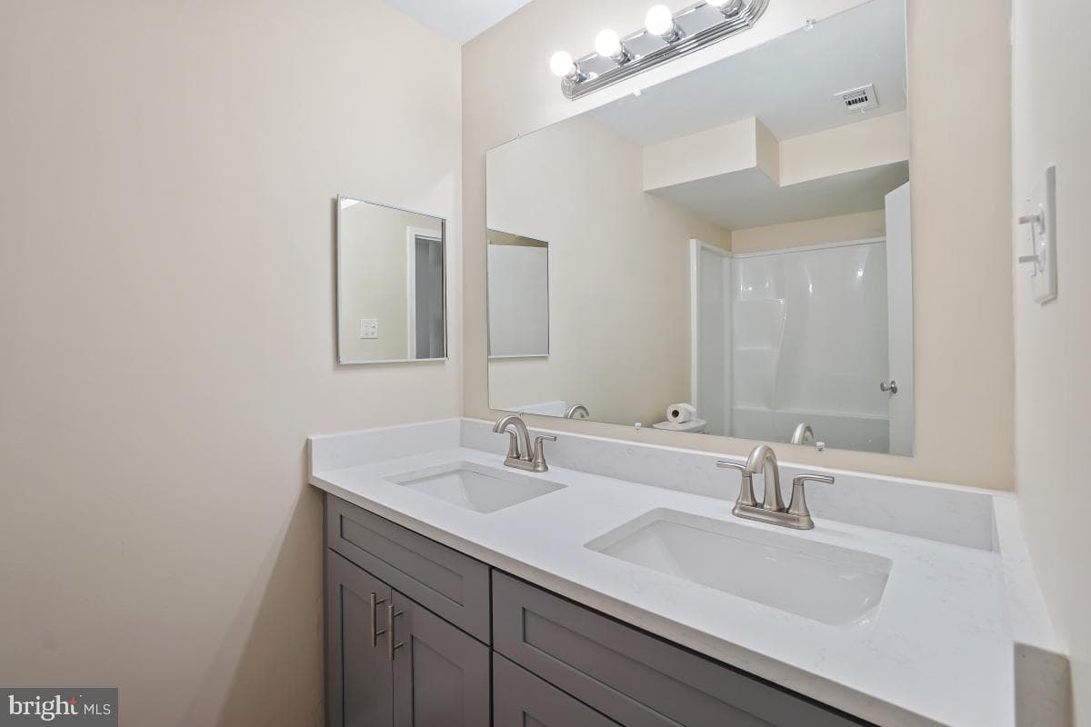 203 Cork Lane #103 photo 26
