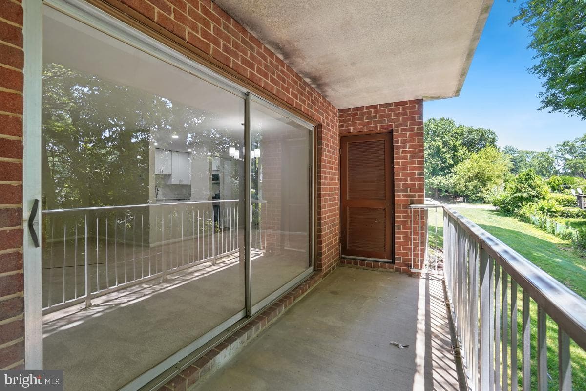 203 Cork Lane #103 photo 28