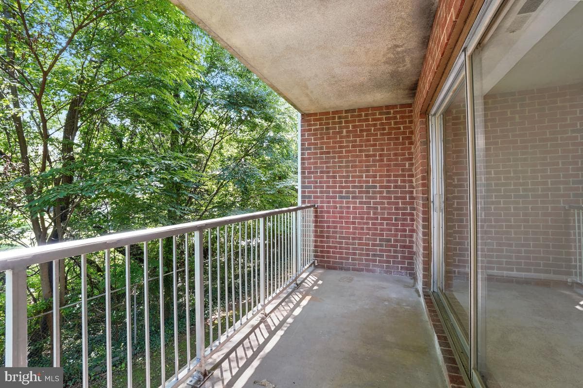 203 Cork Lane #103 photo 29
